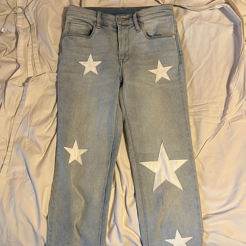 BLANK NYC STAR JEANS MID WAISTED